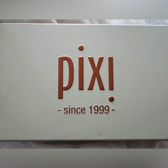 NOT SOLD IN STORE LIP BLUSH - Picture 5 of 5